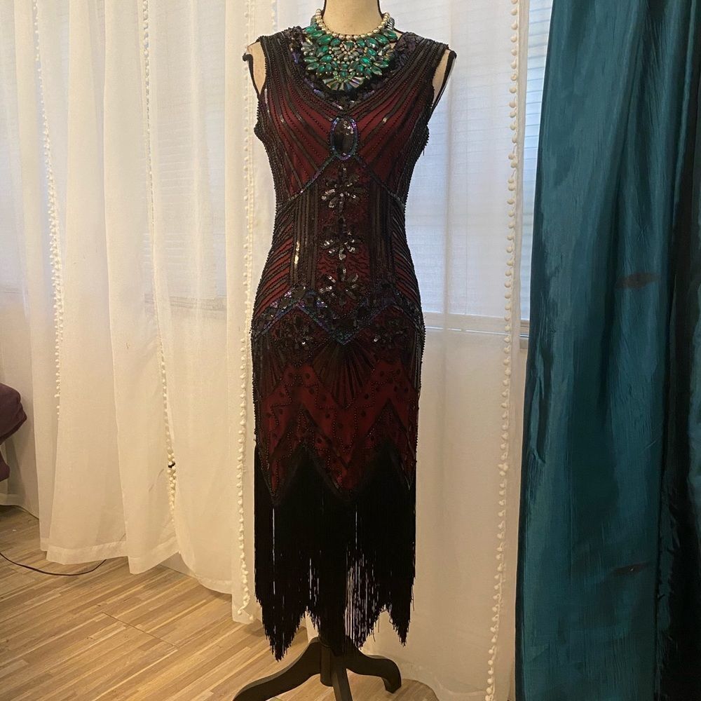 Awesomeโsequinned/beaded/ย tasselโdress,โXS